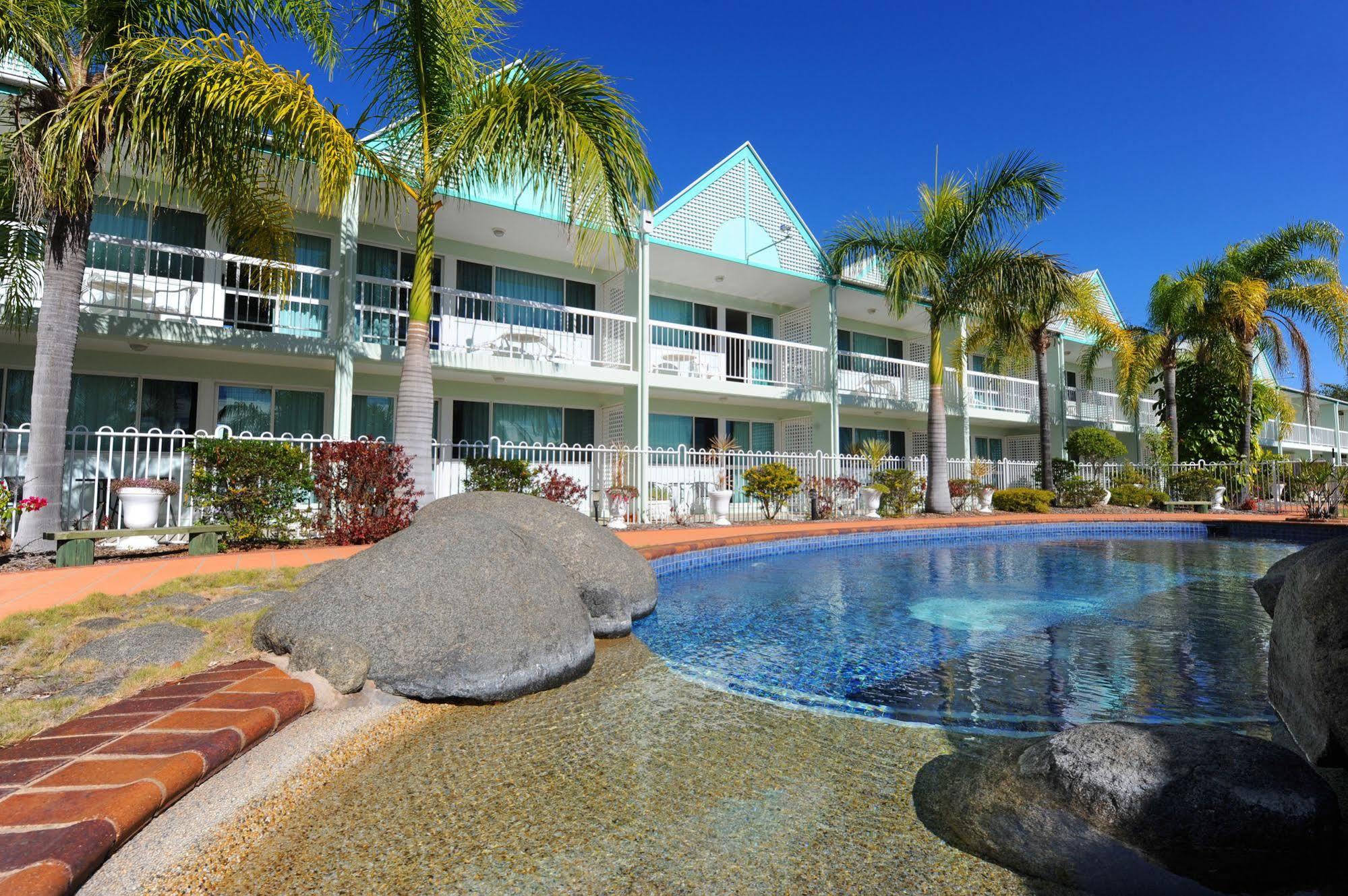 Reef Adventureland Motor Inn Tannum Sands Ngoại thất bức ảnh