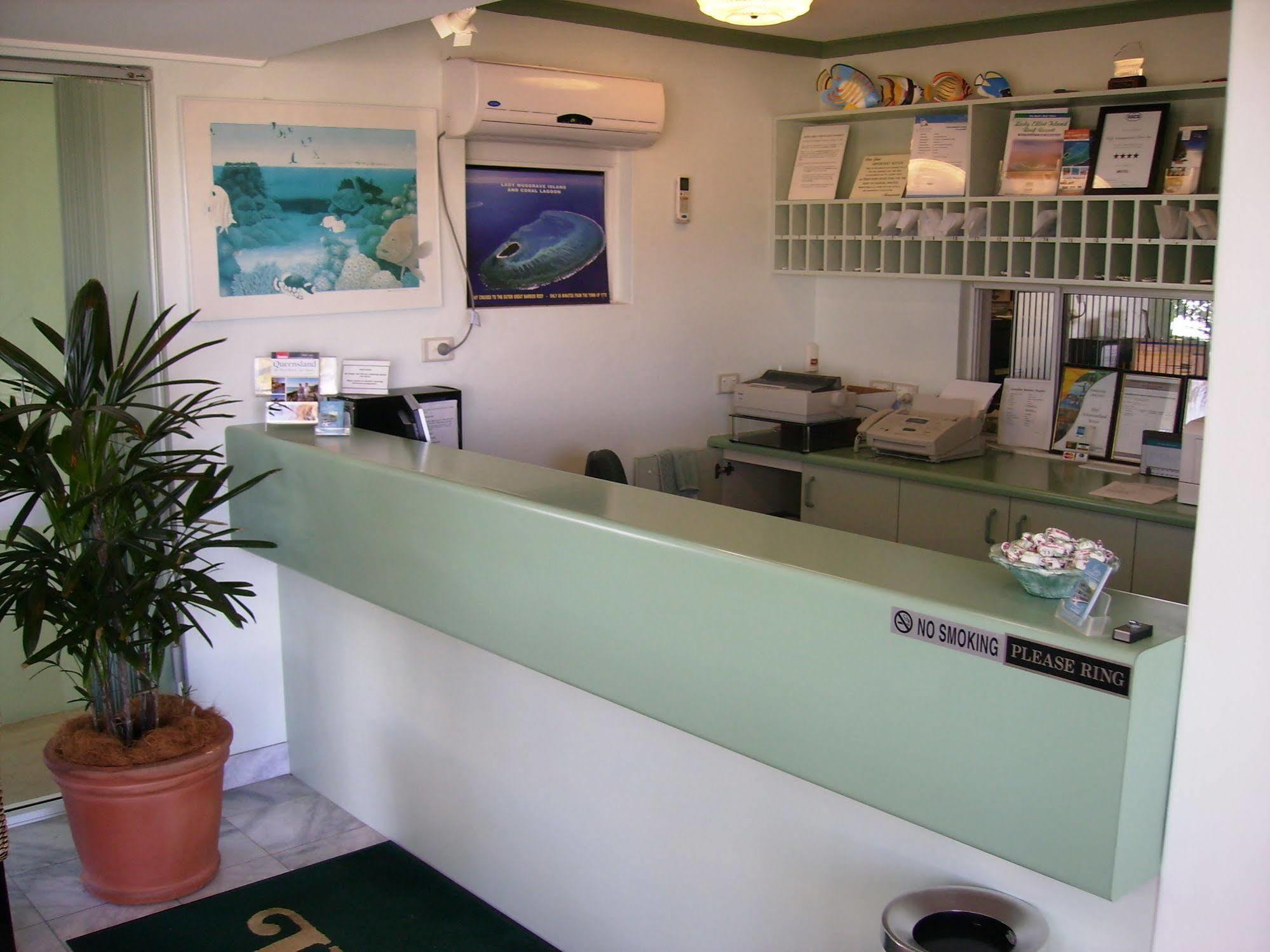 Reef Adventureland Motor Inn Tannum Sands Ngoại thất bức ảnh